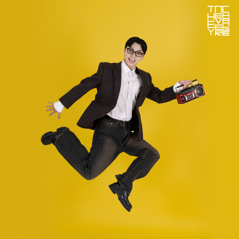 Dancing  <br>in the light <br>MIX